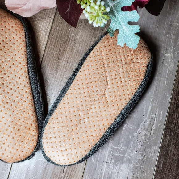 NWT Ladie's Sheepskin Soft Solid Color Cozy Knitted Slipper Socks Booties Sz 7-8 - Picture 11 of 12